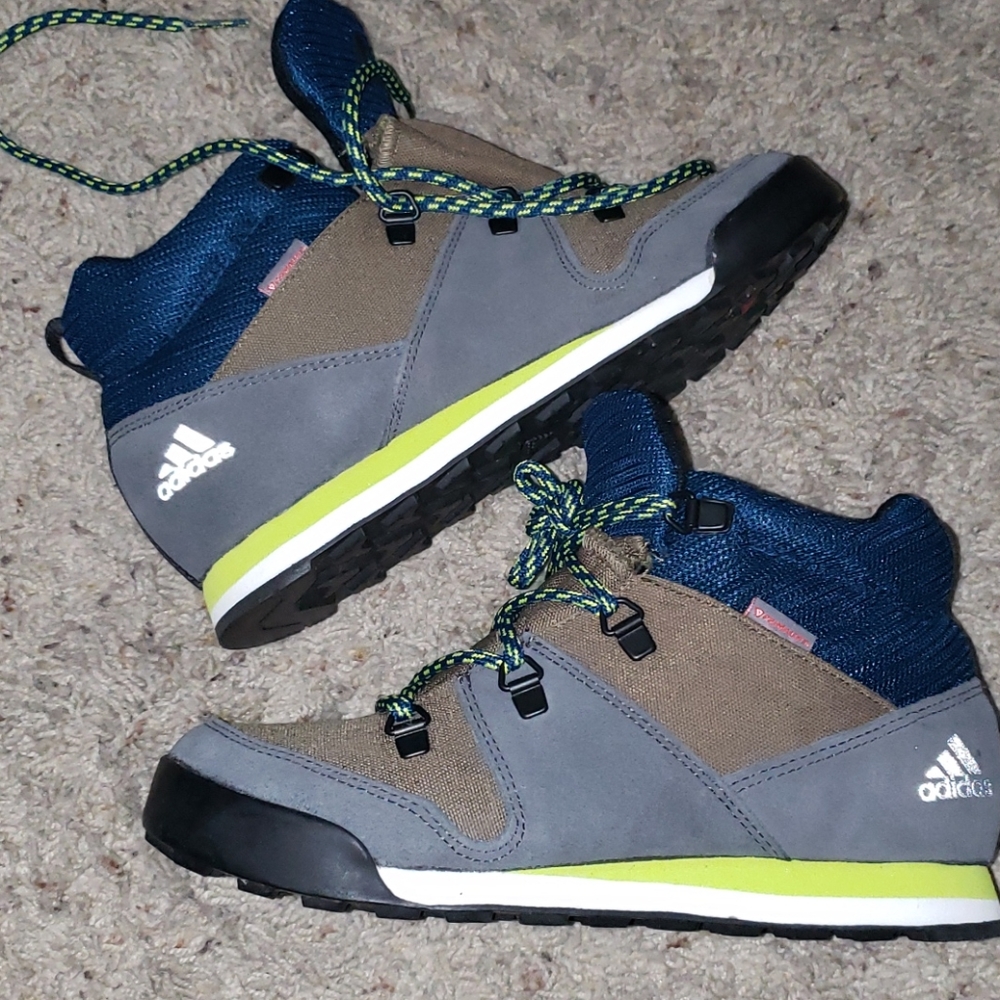 Kids size 2 1/2